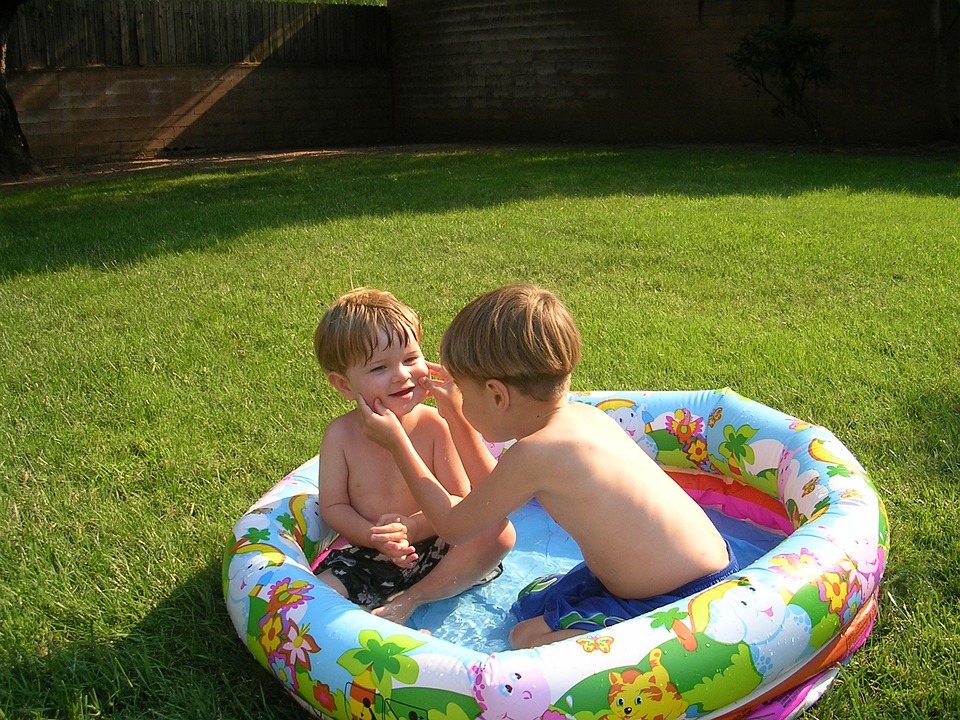 Des conseils pour choisir la meilleure piscine gonflable 1